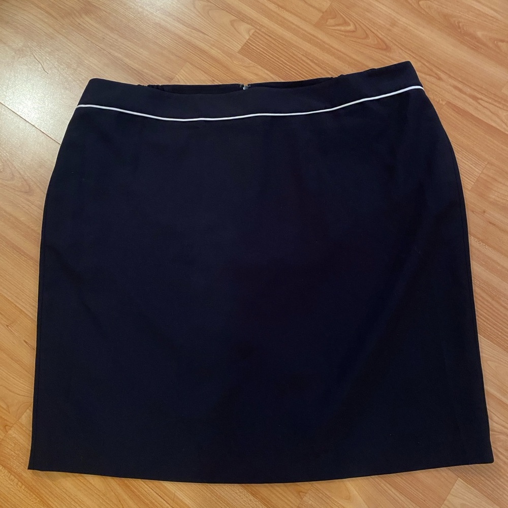 Tailored Navy Pencil Skirt with White Contrast Trim